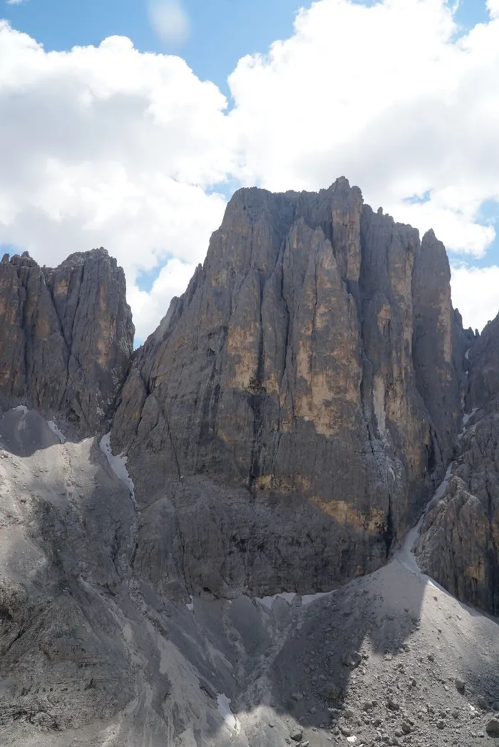 Vie Ferrate e Arrampicata nelle Pale di San Martino: 3 Giorni tra Rifugi e Dolomia Perfetta