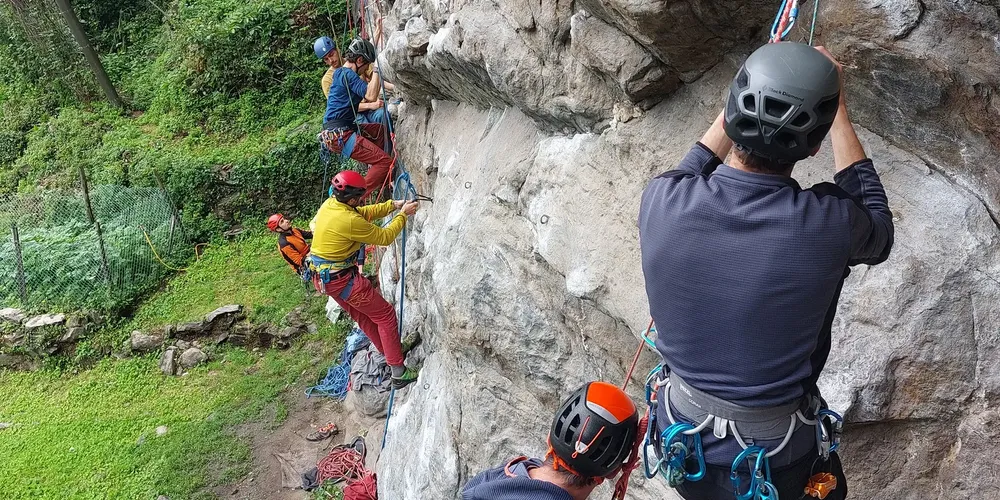 Corso di  autosoccorso su roccia