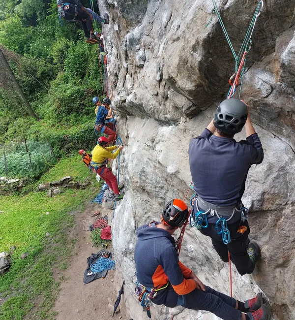 Corso di  autosoccorso su roccia