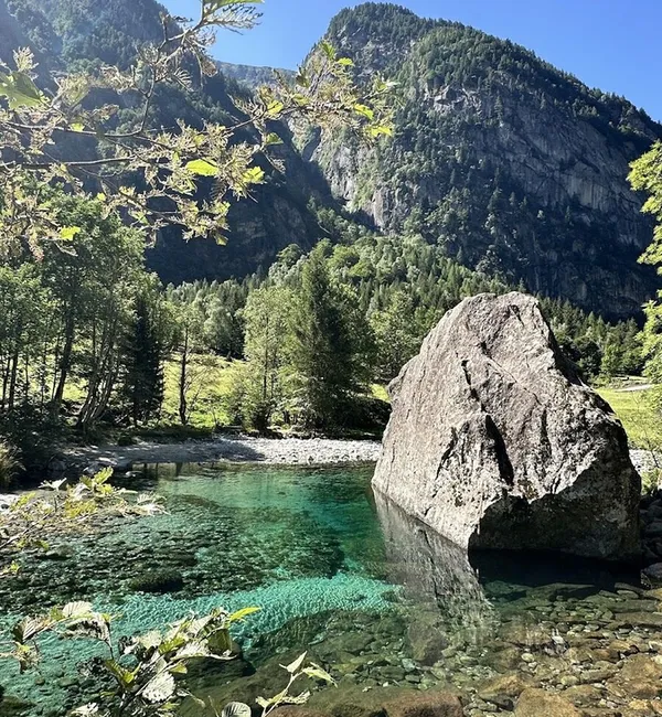 Trekking nella Riserva Naturale della Val di Mello