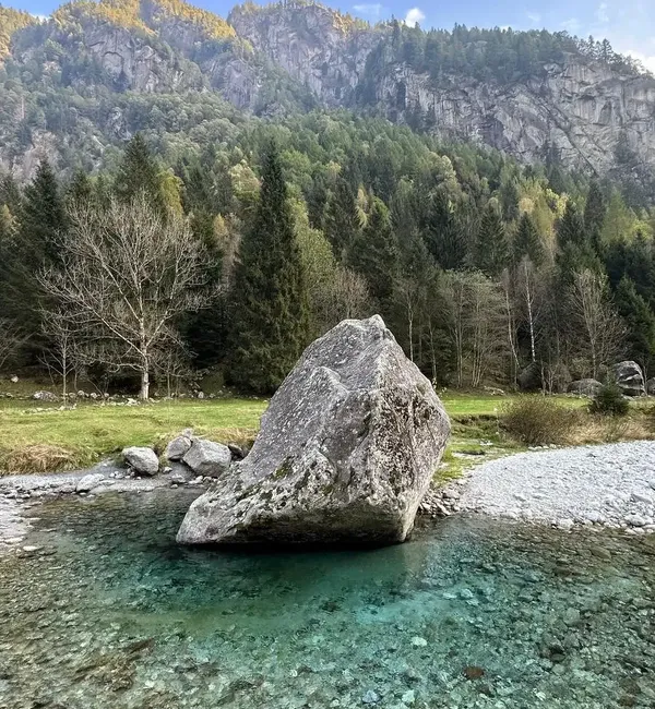 Trekking nella Riserva Naturale della Val di Mello
