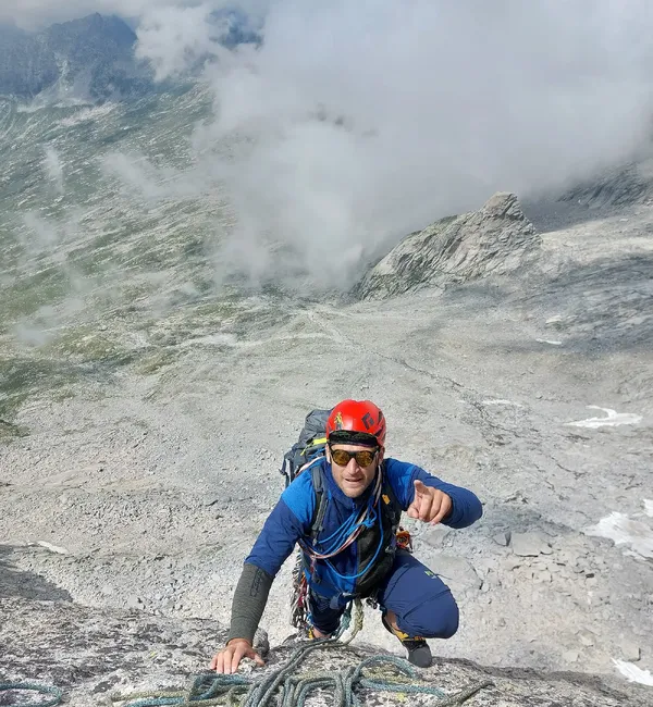 Spigolo Vinci al Pizzo Cengalo