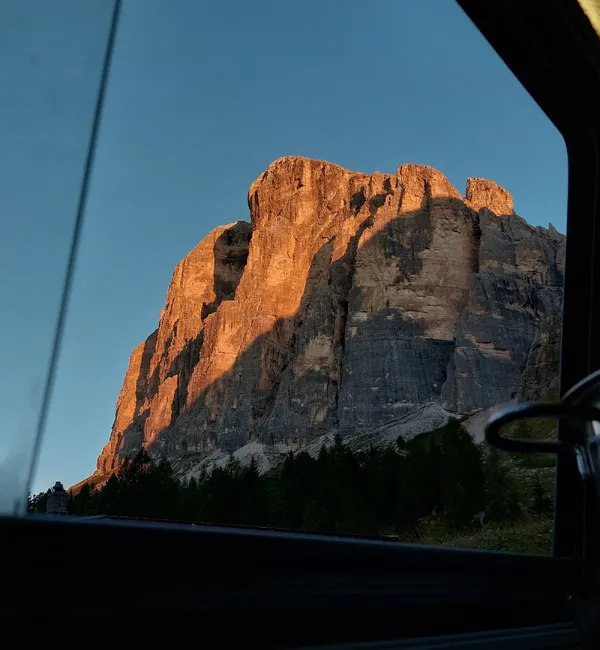 Vacanza Arrampicata Dolomiti | Climbing Week tra Vie Multipitch e Laghi Alpini