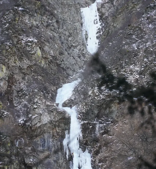 Cascate di ghiaccio in Valfontana