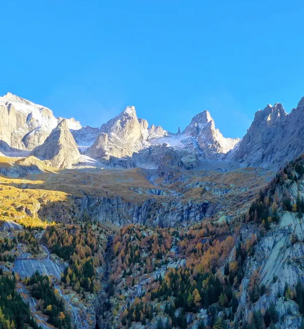 Sentiero Roma "Variante Gigiat": il trekking perfetto in Val Masino