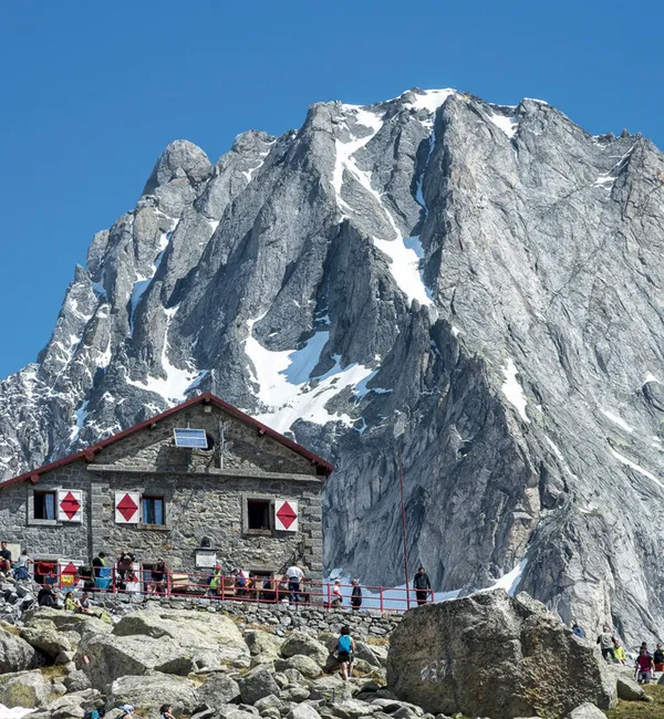 Sentiero Roma "Variante Gigiat": il trekking perfetto in Val Masino